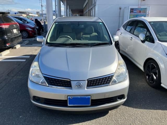 Car image 1