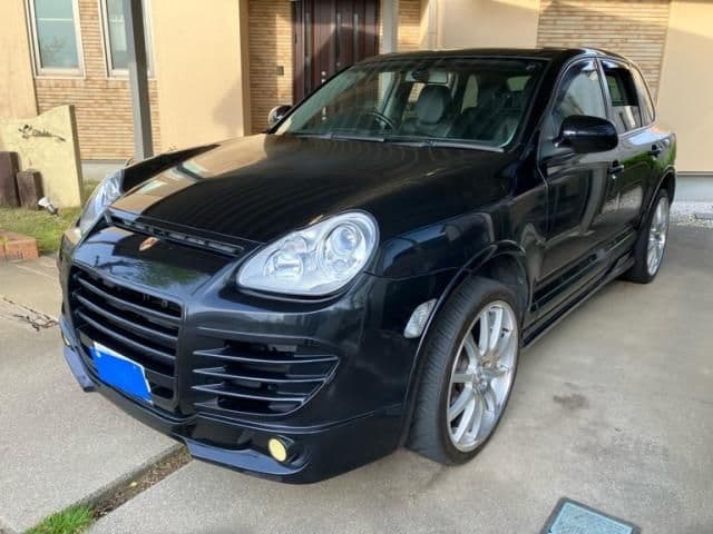 PORSCHE