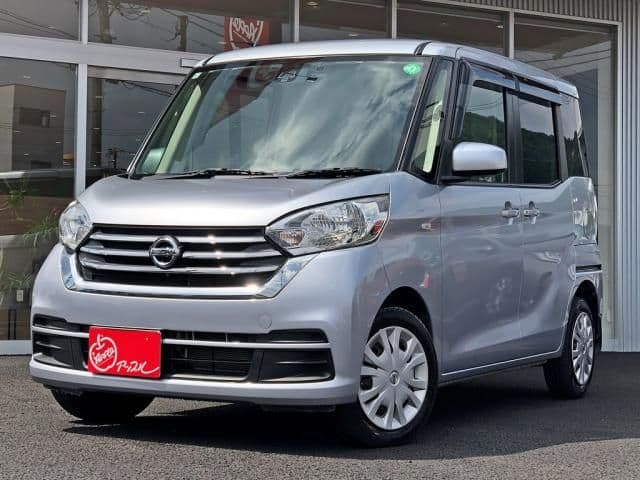 NISSAN