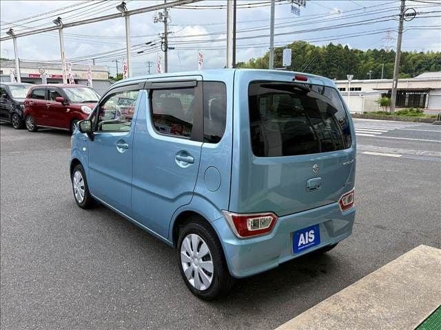 Car thumbnail 3