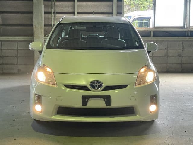 Car thumbnail 2