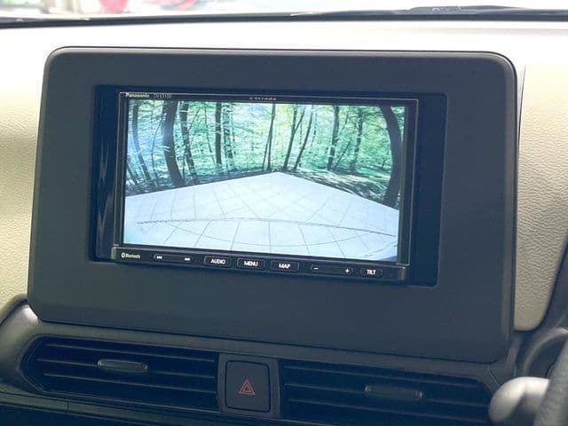 Car thumbnail 4