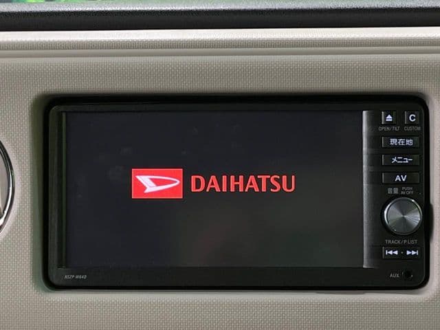Car thumbnail 3