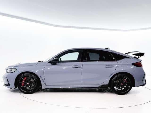 Car thumbnail 4
