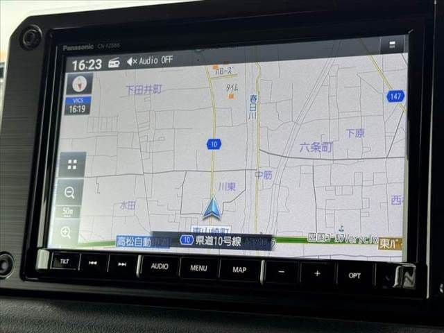 Car thumbnail 3