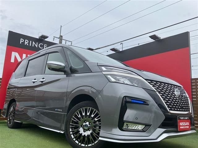 NISSAN