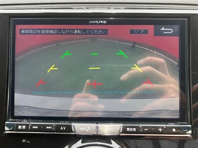 Car thumbnail 4