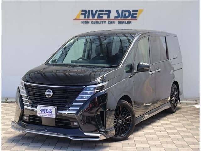 NISSAN