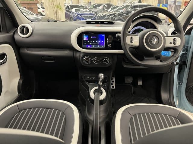 Car thumbnail 2