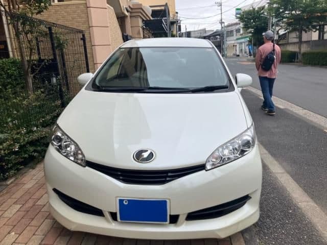 Car image 1