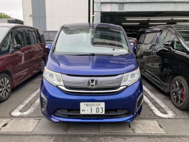 Car image 1