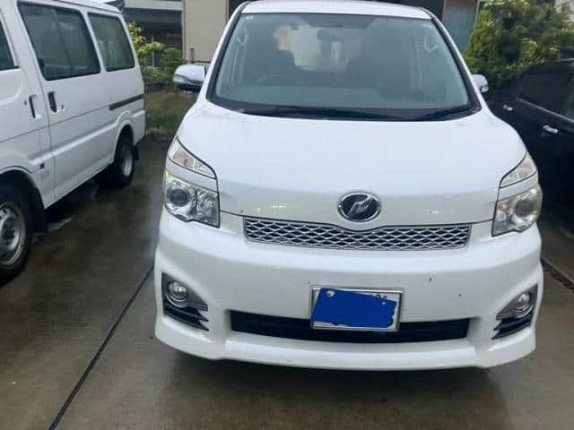 Car thumbnail 3