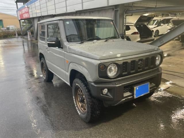 Car thumbnail 2