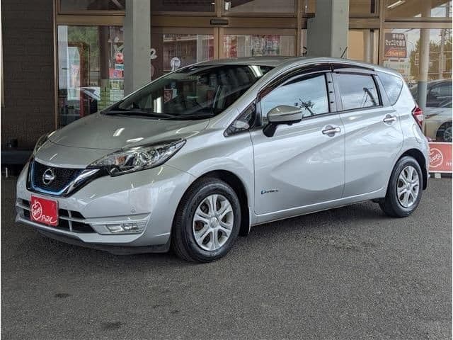 NISSAN