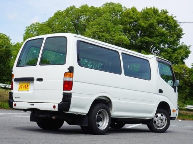 Car thumbnail 2