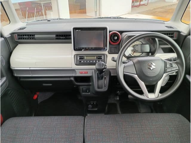 Car thumbnail 3