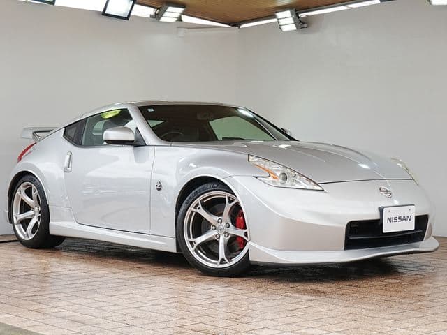 NISSAN