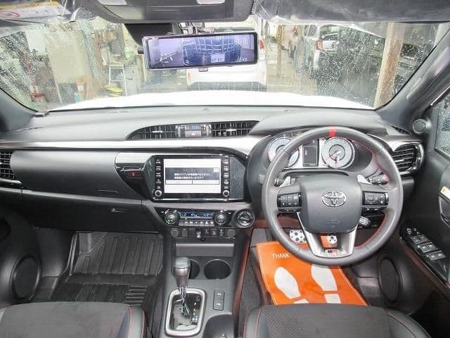 Car thumbnail 2
