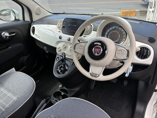 Car thumbnail 3