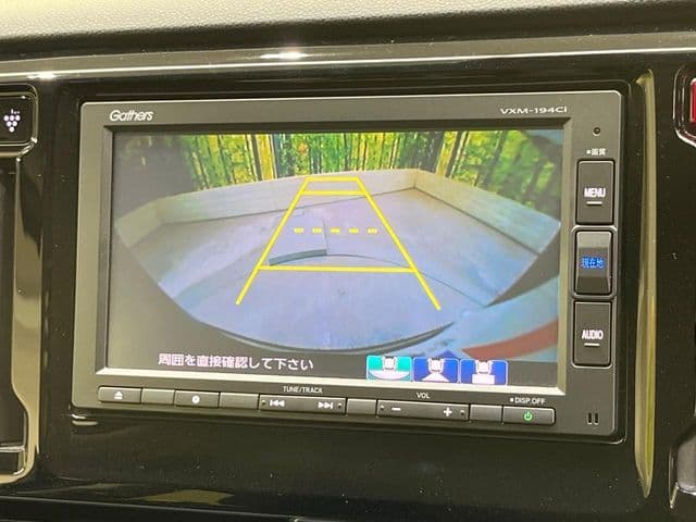 Car thumbnail 4