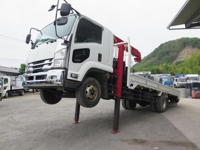 ISUZU