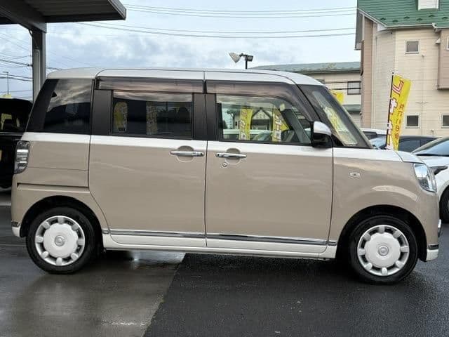 Car thumbnail 4