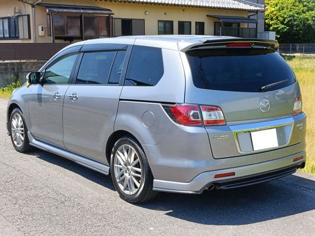 Car thumbnail 4