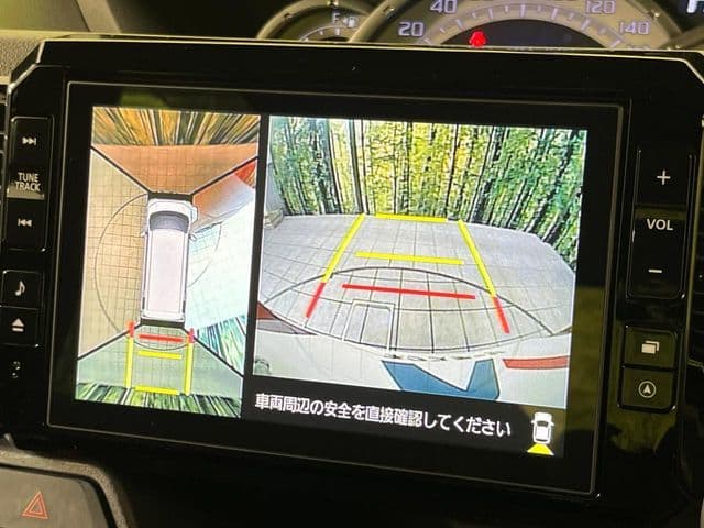 Car thumbnail 4