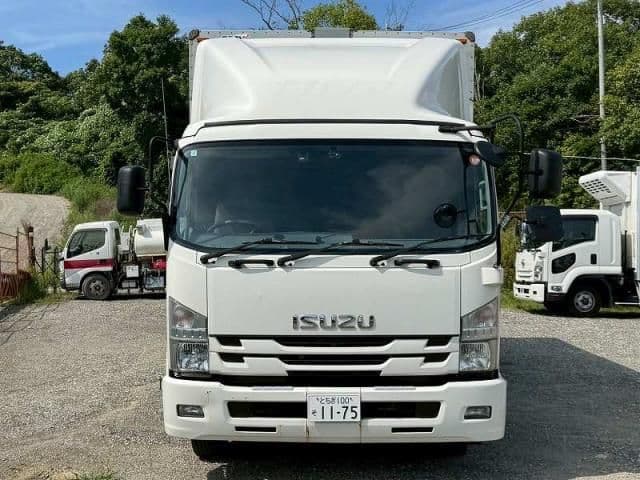 ISUZU
