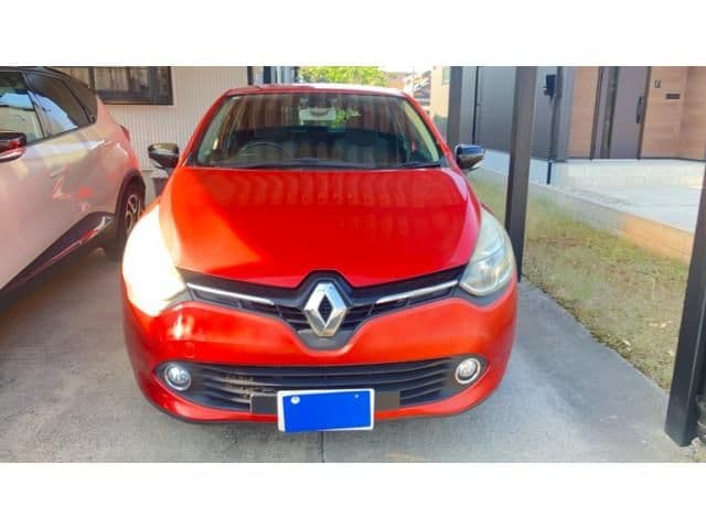 RENAULT