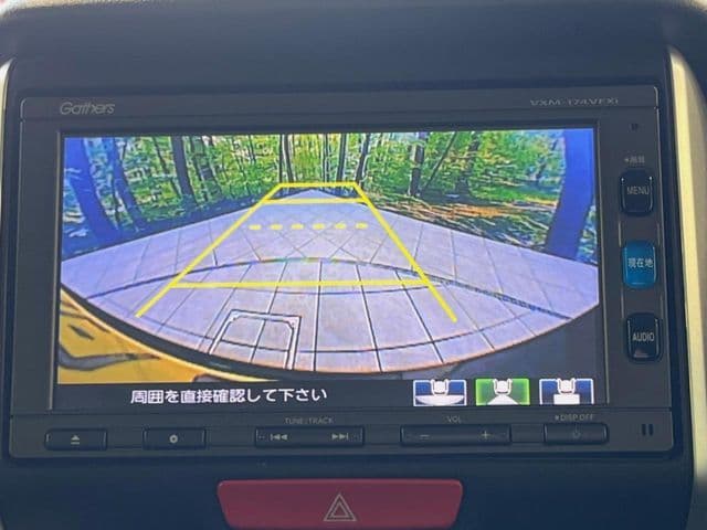 Car thumbnail 4