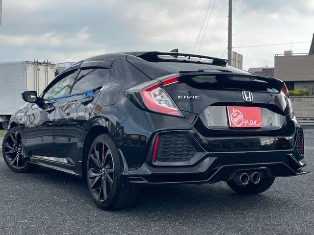Car thumbnail 3