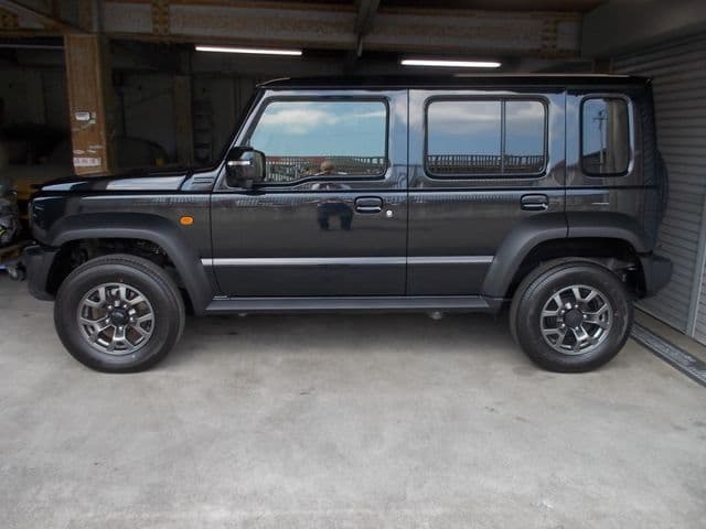 Car thumbnail 2