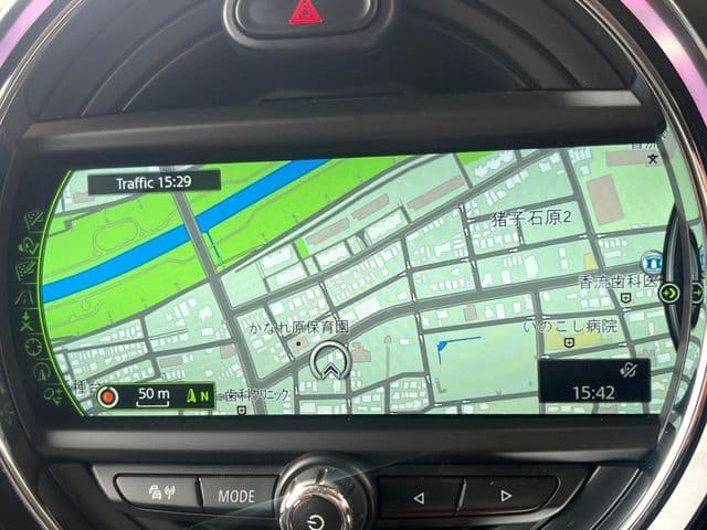 Car thumbnail 3