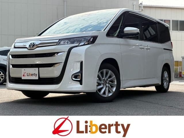 TOYOTA NOAH HYBRID