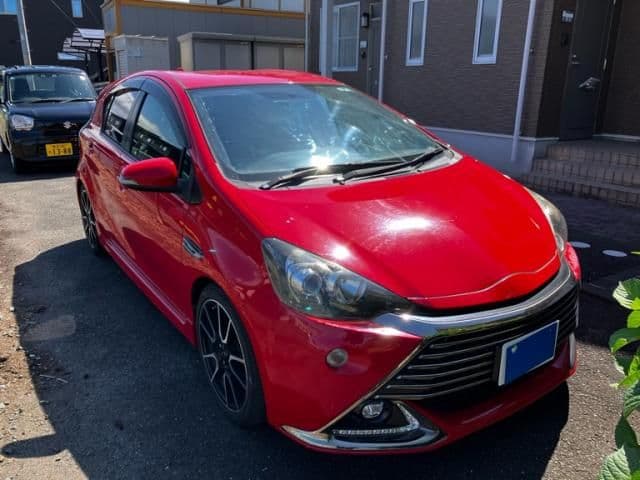 Car image 1