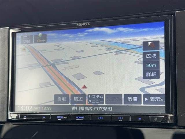 Car thumbnail 3