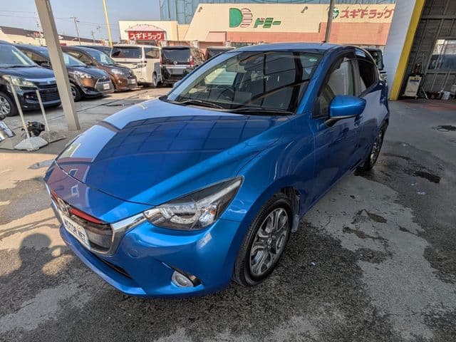Car image 1