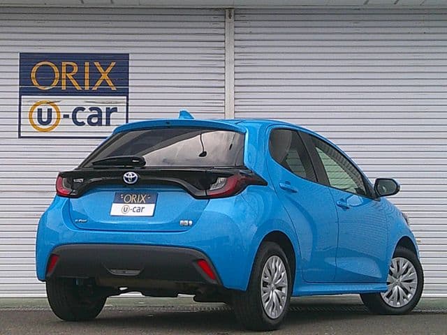 Car thumbnail 3