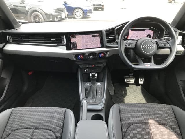 Car thumbnail 2