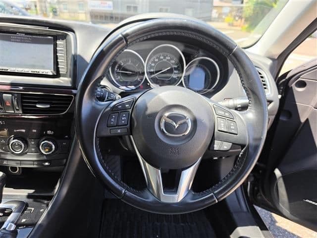 Car thumbnail 4