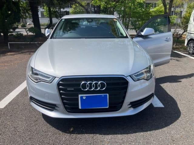 Car image 1