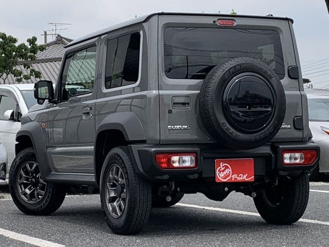 Car thumbnail 3