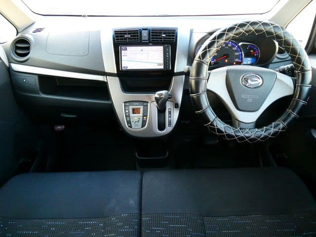Car thumbnail 2