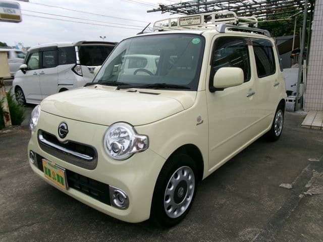 Car thumbnail 3