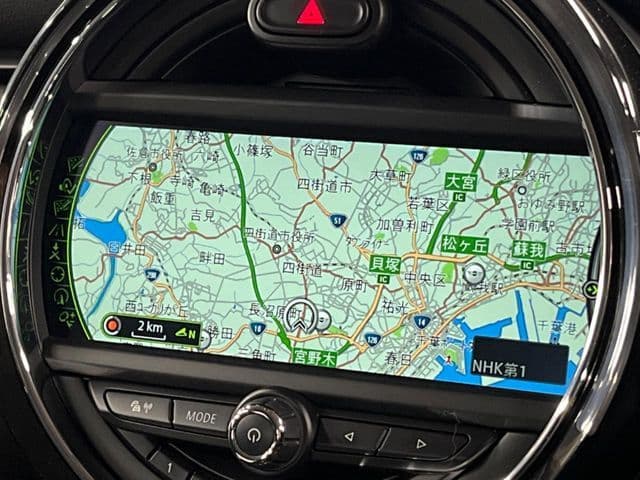 Car thumbnail 4