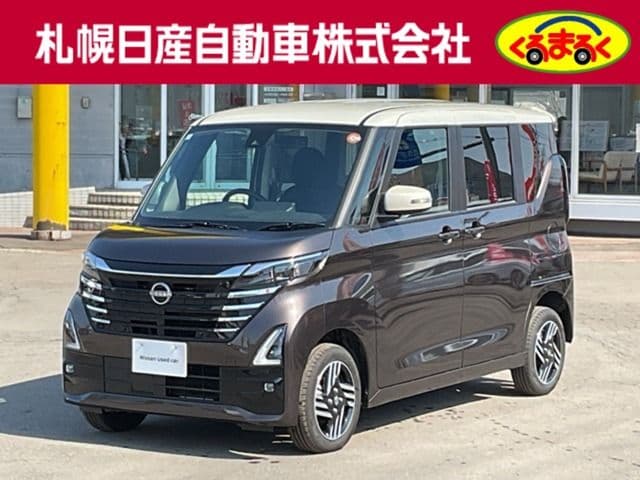 NISSAN