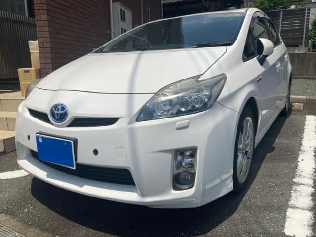 Car image 1