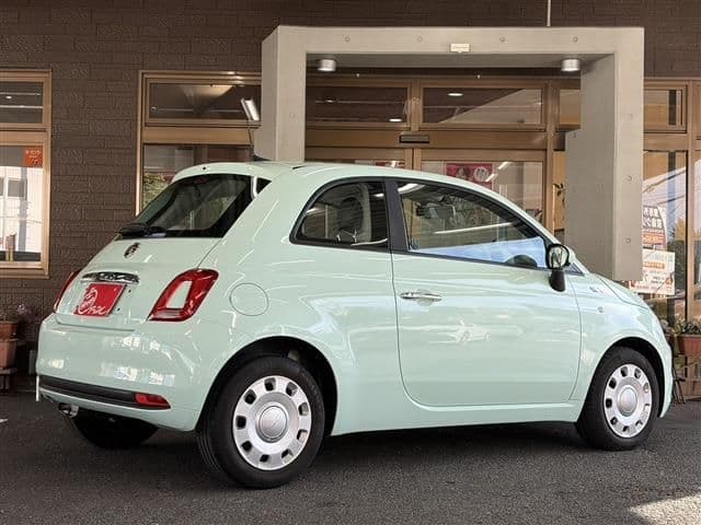 Car thumbnail 3