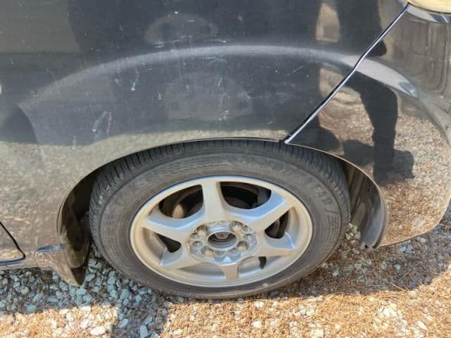 Car thumbnail 3